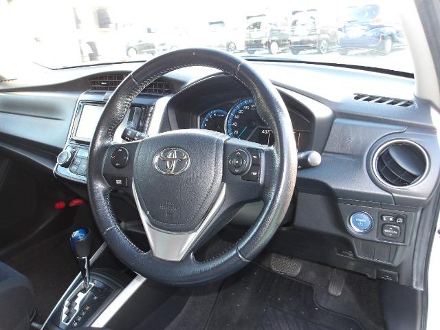 カローラフィールダー ハイブリッドＧ　ディスチャージド　キーレス　フルセグ　ＥＴＣ（10枚目）