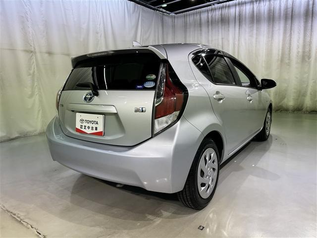 アクア Ｓ　フルセグ　メモリーナビ　ＤＶＤ再生　バックカメラ　衝突被害軽減システム　ＥＴＣ（6枚目）