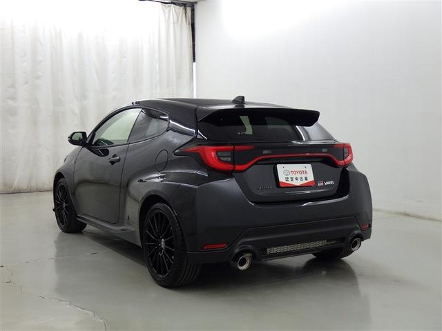 ＧＲヤリス ＲＺ　４ＷＤ　フルセグ　ミュージックプレイヤー接続可　バックカメラ　衝突被害軽減システム　ＥＴＣ　ドラレコ　ＬＥＤヘッドランプ（4枚目）