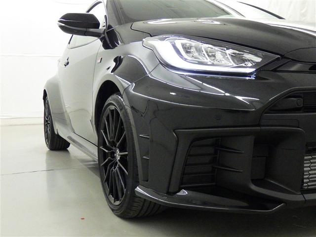 ＧＲヤリス ＲＺ　４ＷＤ　フルセグ　ミュージックプレイヤー接続可　バックカメラ　衝突被害軽減システム　ＥＴＣ　ドラレコ　ＬＥＤヘッドランプ（6枚目）