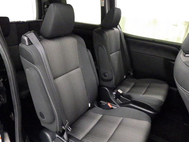 ヴォクシー ZS 煌II フルセグ メモリーナビ DVD再生 ミュージックプレイヤー接続可 後席モニター バックカメラ 衝突被害軽減システム ETC ドラレコ 両側電動スライド LEDヘッドランプ ウオークスルー 乗車定員7人(26枚目)