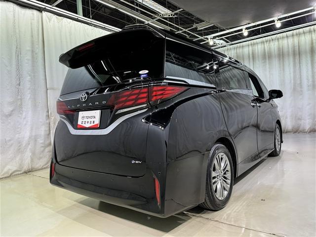 アルファードハイブリッド Ｚ　革シート　サンルーフ　フルセグ　ミュージックプレイヤー接続可　後席モニター　バックカメラ　衝突被害軽減システム　ＥＴＣ　ドラレコ　両側電動スライド　ＬＥＤヘッドランプ　乗車定員７人　３列シート（7枚目）