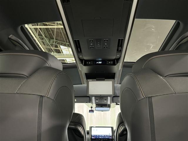 アルファードハイブリッド Ｚ　革シート　サンルーフ　フルセグ　ミュージックプレイヤー接続可　後席モニター　バックカメラ　衝突被害軽減システム　ＥＴＣ　ドラレコ　両側電動スライド　ＬＥＤヘッドランプ　乗車定員７人　３列シート（10枚目）