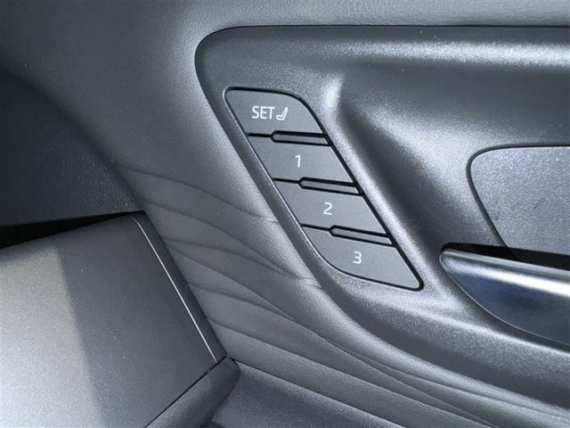 アルファードハイブリッド Ｚ　革シート　サンルーフ　フルセグ　ミュージックプレイヤー接続可　後席モニター　バックカメラ　衝突被害軽減システム　ＥＴＣ　ドラレコ　両側電動スライド　ＬＥＤヘッドランプ　乗車定員７人　３列シート（27枚目）