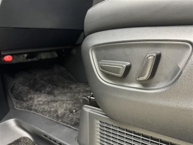 アルファードハイブリッド Ｚ　革シート　サンルーフ　フルセグ　ミュージックプレイヤー接続可　後席モニター　バックカメラ　衝突被害軽減システム　ＥＴＣ　ドラレコ　両側電動スライド　ＬＥＤヘッドランプ　乗車定員７人　３列シート（28枚目）