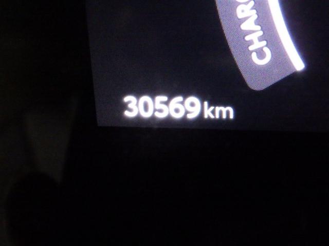 シエンタ ハイブリッドＺ　フルセグ　ミュージックプレイヤー接続可　バックカメラ　衝突被害軽減システム　ＥＴＣ　ドラレコ　両側電動スライド　ＬＥＤヘッドランプ　ウオークスルー（24枚目）