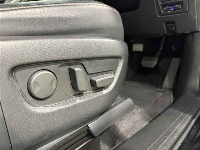 ＣＸ－６０ ＸＤ　エクスクルーシブモード　革シート　サンルーフ　フルセグ　メモリーナビ　ミュージックプレイヤー接続可　バックカメラ　衝突被害軽減システム　ＥＴＣ　ドラレコ　ＬＥＤヘッドランプ　アイドリングストップ　ディーゼル（30枚目）