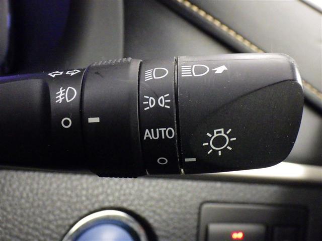 ハリアーハイブリッド プレミアム　メタル　アンド　レザーパッケージ　サンルーフ　４ＷＤ　フルセグ　メモリーナビ　ＤＶＤ再生　ミュージックプレイヤー接続可　バックカメラ　衝突被害軽減システム　ＥＴＣ　ドラレコ　ＬＥＤヘッドランプ（18枚目）