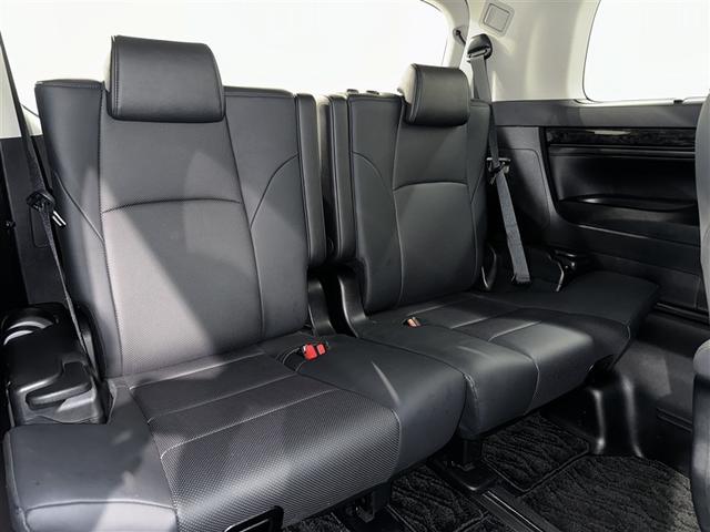 ヴェルファイア ２．５Ｚ　Ｇエディション　フルセグ　メモリーナビ　ミュージックプレイヤー接続可　後席モニター　バックカメラ　衝突被害軽減システム　ＥＴＣ　ドラレコ　両側電動スライド　ＬＥＤヘッドランプ　乗車定員７人　３列シート（33枚目）