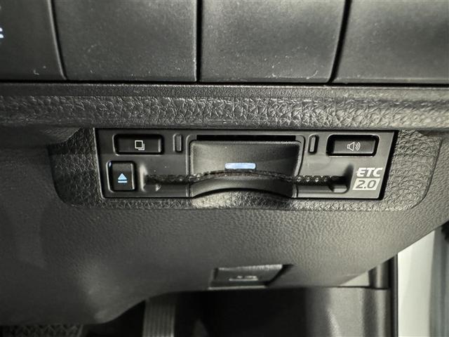 カローラスポーツ ハイブリッドＧ　フルセグ　メモリーナビ　ミュージックプレイヤー接続可　バックカメラ　衝突被害軽減システム　ＥＴＣ　ドラレコ　ＬＥＤヘッドランプ（12枚目）