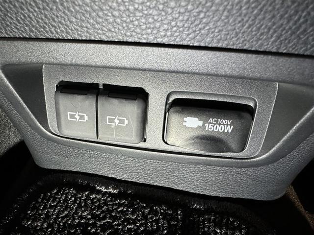 カローラスポーツ ハイブリッドＧ　フルセグ　メモリーナビ　ミュージックプレイヤー接続可　バックカメラ　衝突被害軽減システム　ＥＴＣ　ドラレコ　ＬＥＤヘッドランプ（26枚目）