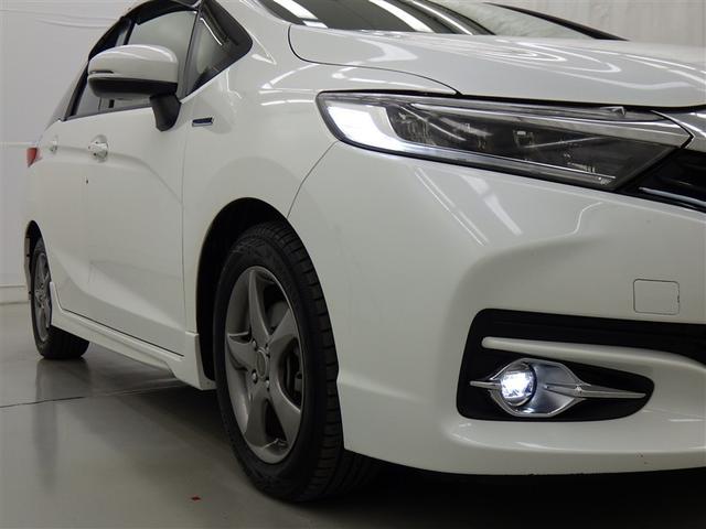 ���邢���C�g���铹�𖾂邭�Ƃ炵�Ă���܂��B�@�^�]�����ŁA���H�󋵂������ɑ����F���ł��邩�d�v�ȃ|�C���g�ł��B�@���F�����Â��������邭�Ƃ炵�Ă���܂���B