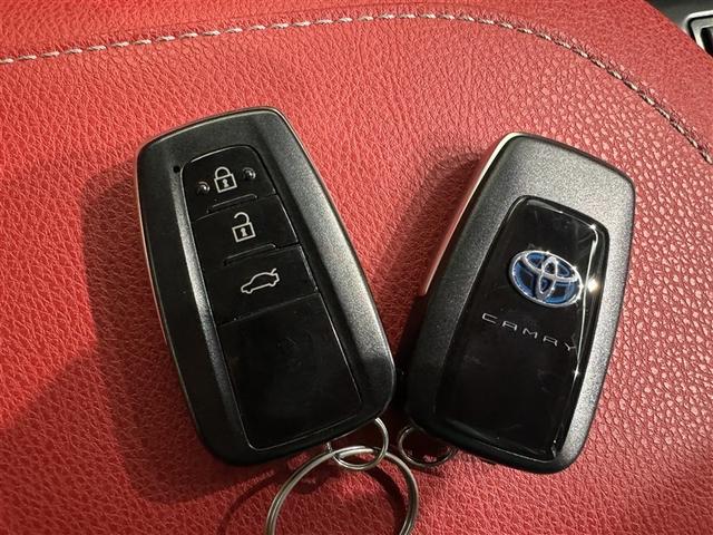 カムリ ＷＳブラックエディション　フルセグ　メモリーナビ　ミュージックプレイヤー接続可　バックカメラ　衝突被害軽減システム　ＥＴＣ　ドラレコ　ＬＥＤヘッドランプ（26枚目）