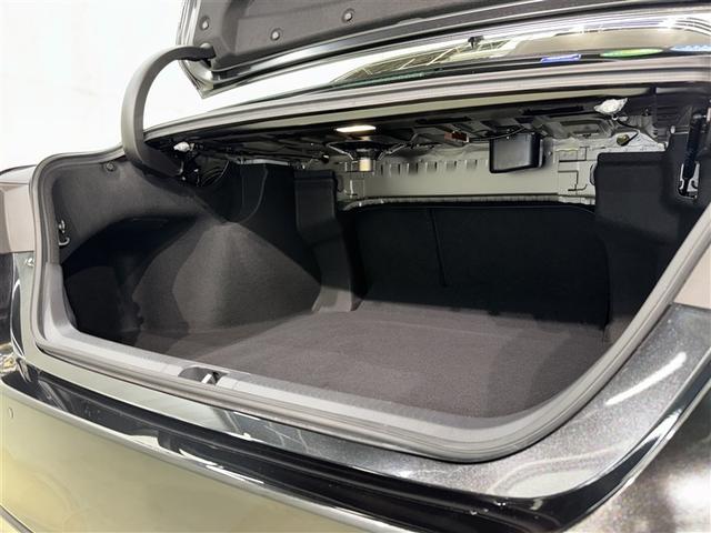 カムリ ＷＳブラックエディション　フルセグ　メモリーナビ　ミュージックプレイヤー接続可　バックカメラ　衝突被害軽減システム　ＥＴＣ　ドラレコ　ＬＥＤヘッドランプ（32枚目）