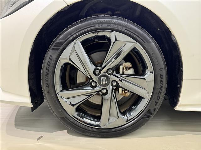 クラウンハイブリッド ＲＳ　リミテッド　革シート　フルセグ　メモリーナビ　ＤＶＤ再生　ミュージックプレイヤー接続可　バックカメラ　衝突被害軽減システム　ＥＴＣ　ドラレコ　ＬＥＤヘッドランプ（33枚目）