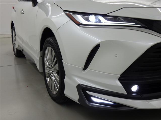 ハリアー Ｚ　レザーパッケージ　４ＷＤ　フルセグ　メモリーナビ　ミュージックプレイヤー接続可　バックカメラ　衝突被害軽減システム　ＥＴＣ　ＬＥＤヘッドランプ　フルエアロ（8枚目）