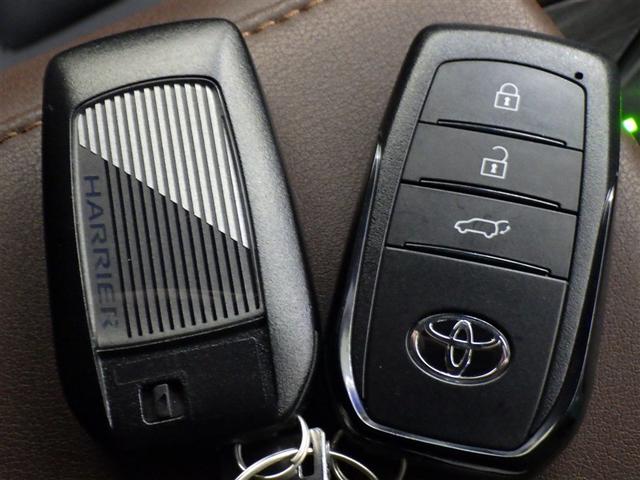 ハリアー Ｚ　レザーパッケージ　４ＷＤ　フルセグ　メモリーナビ　ミュージックプレイヤー接続可　バックカメラ　衝突被害軽減システム　ＥＴＣ　ＬＥＤヘッドランプ　フルエアロ（23枚目）