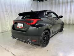 ��ʸ���˸���ơ�����פϣǣҥ�ꥹ�θ������Ω������ȤȤ�ˡ��������줿���ӥ塼�ˤϡ�®�����ѵ�����ξΩ���뤿��ι��פ��Ž̤���Ƥ��ޤ��� 5