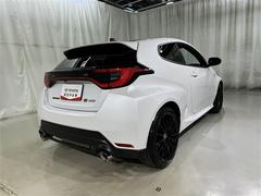 ��ʸ���˸���ơ�����פϣǣҥ�ꥹ�θ������Ω������ȤȤ�ˡ��������줿���ӥ塼�ˤϡ�®�����ѵ�����ξΩ���뤿��ι��פ��Ž̤���Ƥ��ޤ��� 5