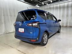 ��ǳ��ǴĶ��ˤ�䤵�����ϥ��֥�åɼ֤Ǥ����ȥ西���ѿ��ǵ���ǥϥ��֥�åɥ����ƥ����̩���������Ƥ���ޤ��� 7