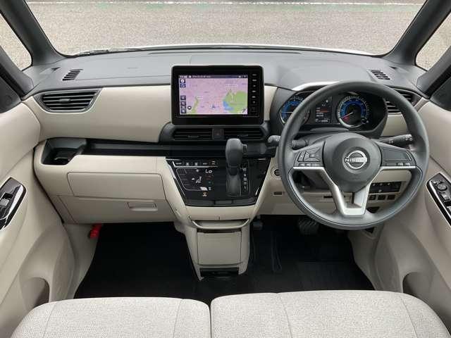 ルークス ６６０　Ｘ　９型ナビ　全方位カメラ　両側電動スライド　アラモニ　前後衝突軽減ブレーキ　ワンオーナー車　禁煙　車線逸脱防止　ＥＴＣ　スマートキー　定期点検記録簿　キーフリー　ドライブレコーダー　ｉ－ｓｔｏｐ　フルオートエアコン　パワーウインドウ　ＬＥＤ（4枚目）