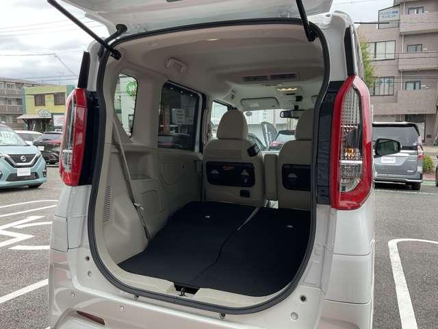 ルークス ６６０　Ｘ　９型ナビ　全方位カメラ　両側電動スライド　アラモニ　前後衝突軽減ブレーキ　ワンオーナー車　禁煙　車線逸脱防止　ＥＴＣ　スマートキー　定期点検記録簿　キーフリー　ドライブレコーダー　ｉ－ｓｔｏｐ　フルオートエアコン　パワーウインドウ　ＬＥＤ（7枚目）
