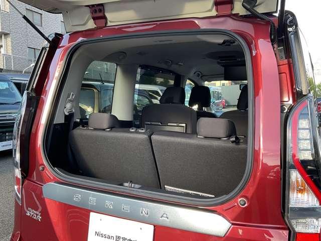 セレナ 1.2 e-POWER ハイウェイスター V 純正10型ナビ 後席モニター プロパイロッ 360°カメラ エマジェンシーブレーキ 1オナ スマキー バックカメラ LED レーンアシスト 点検記録簿付 ETC ドラレコ サイドカーテンエアバック フルオートエアコン アルミホイール エアバック(8枚目)