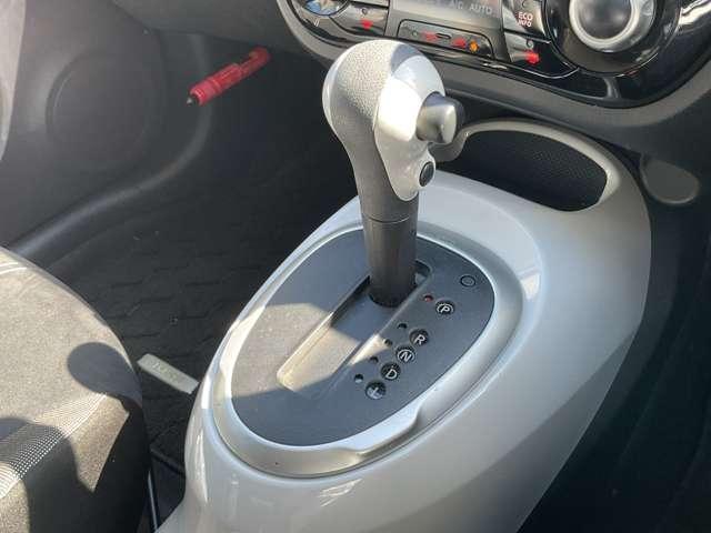 ジューク 1.5 15RX パーソナライゼーション 純正7インチナビ・フルセグ・DVD対応・Bluetooth☆アイドリングストップ☆バックカメラ☆インテリジェントキー☆ホワイトコンソール☆コンパクトSUV☆(16枚目)