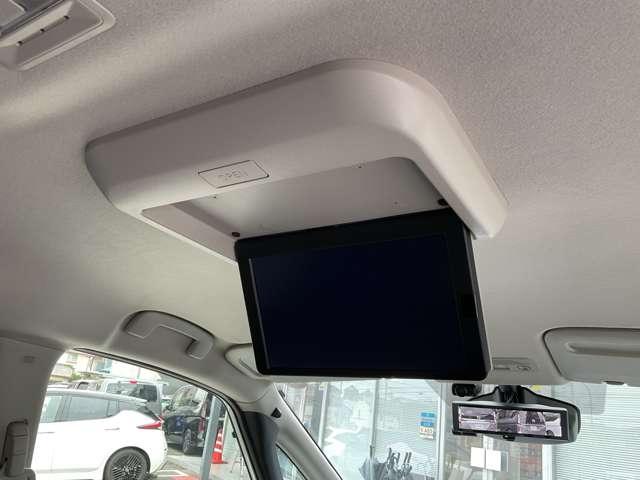 セレナ 2.0 ハイウェイスターV Vセレクション 純正9型ナビ 後席モニター プロパイロッ 両側自動ドア 全周囲 衝突被害軽減ブレーキ インテリジェントキー LEDヘッドライト 禁煙車 アルミホイール アダクティブクルーズコントロール ワンオーナー レーンキープ アイドリングストップ ETC(12枚目)