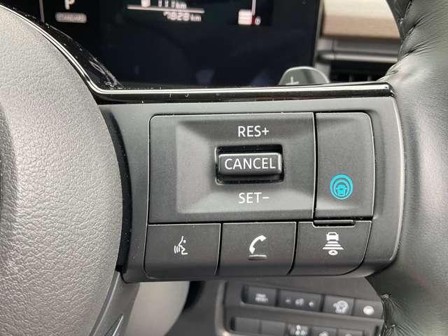 セレナ 2.0 ハイウェイスターV Vセレクション 純正9型ナビ 後席モニター プロパイロッ 両側自動ドア 全周囲 衝突被害軽減ブレーキ インテリジェントキー LEDヘッドライト 禁煙車 アルミホイール アダクティブクルーズコントロール ワンオーナー レーンキープ アイドリングストップ ETC(15枚目)