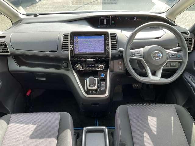 セレナ 1.2 e-POWER ハイウェイスター V 純正9型ナビ プロパイロット 寒冷地仕様 360°カメラ エマジェンシーブレーキ 1オナ パーキングアシスト 寒冷地仕様 スマキー バックカメラ 禁煙 LED レーンアシスト 点検記録簿付 ETC ドラレコ サイドカーテンエアバック ナビTV(4枚目)