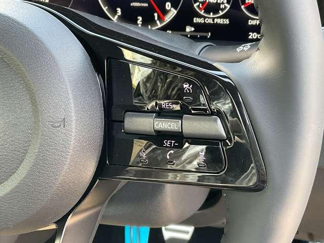 フェアレディＺ ３．０　バージョン　Ｓ　雹害未使用車　コネクトナビ　６速ＭＴ　ＬＥＤヘッドライト　ワンオーナー　インテリジェントキー　ナビＴＶ　サイドエアバッグ　ＥＴＣ　オートエアコン　オートクルーズコントロール　パワーウィンドウ　衝突被害軽減システム　Ｂモニタ（15枚目）