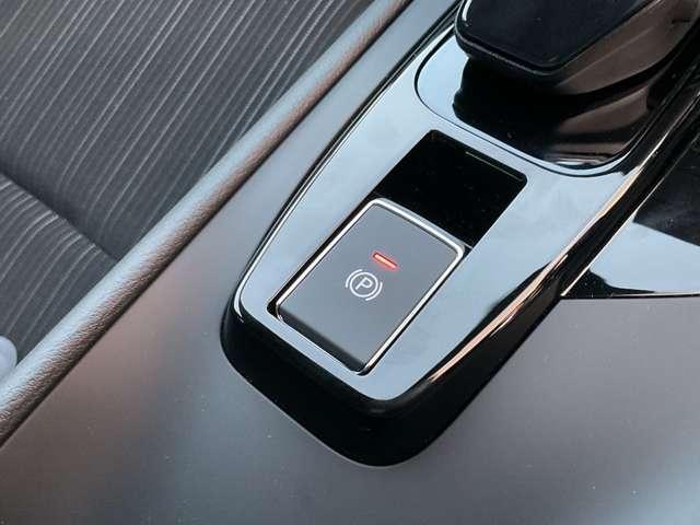 ノート 1.2 X 雹害未使用車 全方位カメラ LEDライト リアカメラ 衝突被害軽減ブレ-キ 全方位カメラ LEDヘッドライト レーンアシスト インテリジェントキー ワンオーナー サイドカーテンエアバック サイドカメラ パワーウィンドウ オートエアコン ABS(13枚目)