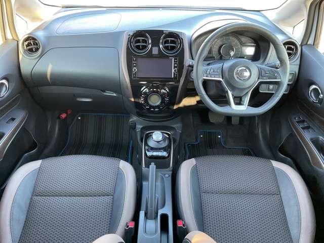 ノート １．２　ｅ－ＰＯＷＥＲ　メダリスト　純正ナビ　全方位カメラ　スマートミラー　被害軽減ブレーキ　ＴＶナビ　禁煙　ドライブレコーダ　バックモニター　クルコン　インテリキー　ＬＥＤランプ　車線逸脱警報システム　ワンオーナー　キーフリー　アルミホイール　ＥＴＣ　オートエアコン　記録簿（4枚目）