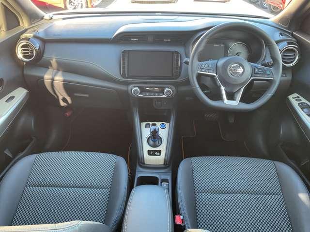 キックス １．２　Ｘ　（ｅ－ＰＯＷＥＲ）　プロパイロット　９型ナビ　バックカメラ　ナビ＆ＴＶ　ワンオ－ナ－車　追従クルコン　スマートキー　ＬＥＤヘッド　レーンアシスト　パワーステアリング　ドライブレコーダー　ＥＴＣ　整備記録簿有　メモリーナビ　サイドエアバッグ　アルミ　ＡＡＣ（4枚目）