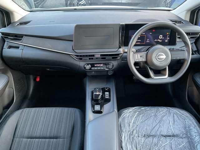 ノート １．２　Ｘ　雹害未使用車　全方位カメラ　ＬＥＤライト　リアカメラ　衝突被害軽減ブレ－キ　全方位カメラ　ＬＥＤヘッドライト　レーンアシスト　インテリジェントキー　ワンオーナー　サイドカーテンエアバック　サイドカメラ　パワーウィンドウ　オートエアコン　ＡＢＳ（5枚目）