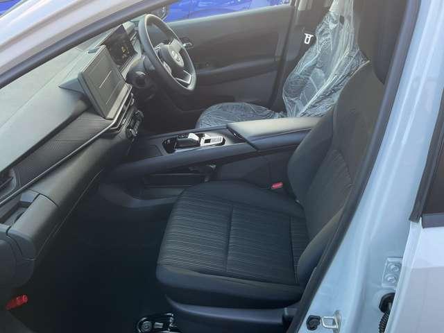 ノート １．２　Ｘ　雹害未使用車　全方位カメラ　ＬＥＤライト　リアカメラ　衝突被害軽減ブレ－キ　全方位カメラ　ＬＥＤヘッドライト　レーンアシスト　インテリジェントキー　ワンオーナー　サイドカーテンエアバック　サイドカメラ　パワーウィンドウ　オートエアコン　ＡＢＳ（6枚目）