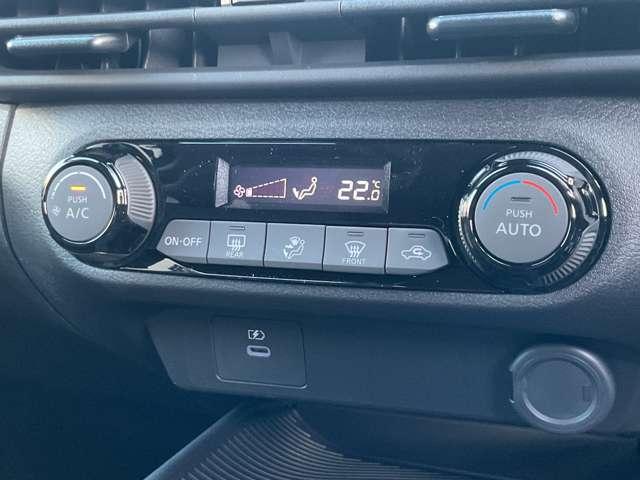 ノート １．２　Ｘ　雹害未使用車　全方位カメラ　ＬＥＤライト　リアカメラ　衝突被害軽減ブレ－キ　全方位カメラ　ＬＥＤヘッドライト　レーンアシスト　インテリジェントキー　ワンオーナー　サイドカーテンエアバック　サイドカメラ　パワーウィンドウ　オートエアコン　ＡＢＳ（11枚目）