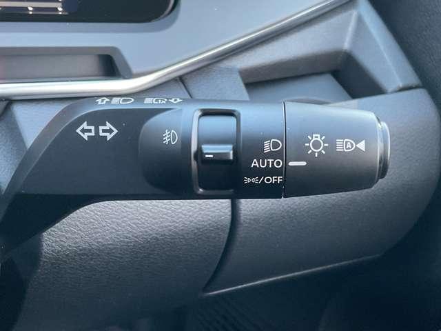 オーラ 1.2 G レザーエディション ※雹害未使用車 全方位カメラ ワンオーナ 追突防止 本革 車線逸脱警報装置 LED バックモニター AW キーレスエントリー オートエアコン ABS パワーウィンドウ サイドカメラ パワステ Wエアバック カーテンエアバック(15枚目)