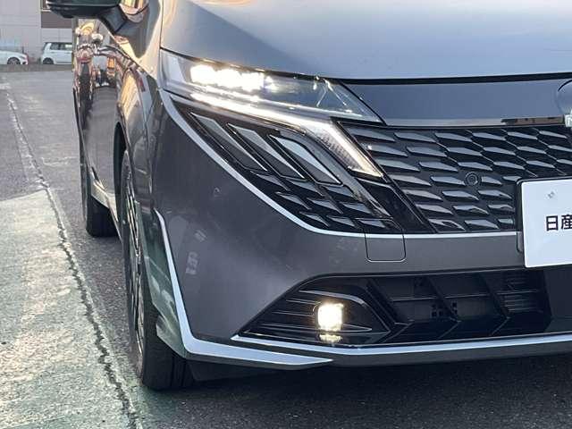 オーラ 1.2 G レザーエディション ※雹害未使用車 全方位カメラ ワンオーナ 追突防止 本革 車線逸脱警報装置 LED バックモニター AW キーレスエントリー オートエアコン ABS パワーウィンドウ サイドカメラ パワステ Wエアバック カーテンエアバック(16枚目)