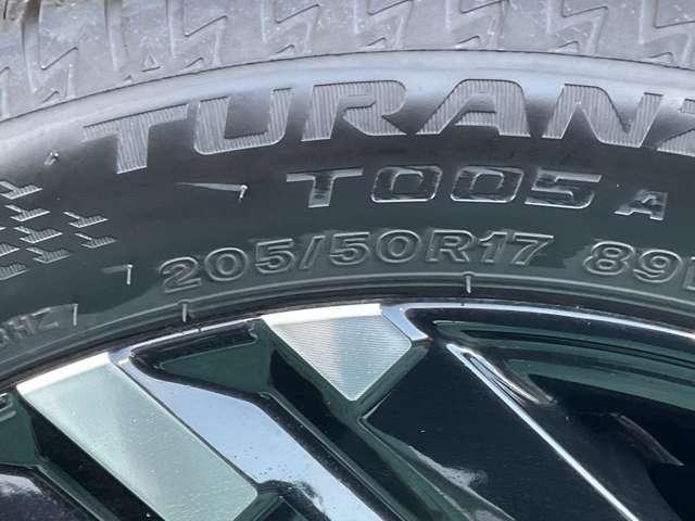 オーラ １．２　Ｇ　レザーエディション　※雹害未使用車　※こちらのお車は雹害車両となります。フード、ルーフに凹みがございますが走行上問題はございません。当該車両につきましては現車確認と１日前の事前予約をお願いしております。（27枚目）