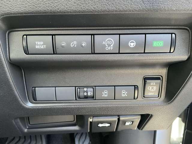 セレナ ２．０　ハイウェイスターＶ　※雹害未使用車　プロパイロット　ナビレス　Ｗ電動スライド　クルコン　レーンアシスト　ＬＥＤランプ　ワンオーナー車　カーテンエアバッグ　アルミホイール　キーフリー　エアコン　バックカメラ　ＡＢＳ　パワーウィンドウ　パワーステアリング（17枚目）