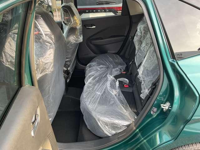 オーラ １．２　Ｇ　レザーエディション　※雹害未使用車　コネクトナビ　ＢＯＳＥ　ワンオーナ　追突防止　クルコン　本革　車線逸脱警報装置　ＬＥＤ　バックモニター　ＥＴＣ　メモリーナビゲーション　ＡＷ　キーレスエントリー　オートエアコン　ＡＢＳ　パワーウィンドウ　サイドカメラ（7枚目）