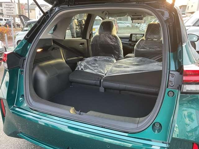 オーラ １．２　Ｇ　レザーエディション　※雹害未使用車　コネクトナビ　ＢＯＳＥ　ワンオーナ　追突防止　クルコン　本革　車線逸脱警報装置　ＬＥＤ　バックモニター　ＥＴＣ　メモリーナビゲーション　ＡＷ　キーレスエントリー　オートエアコン　ＡＢＳ　パワーウィンドウ　サイドカメラ（8枚目）