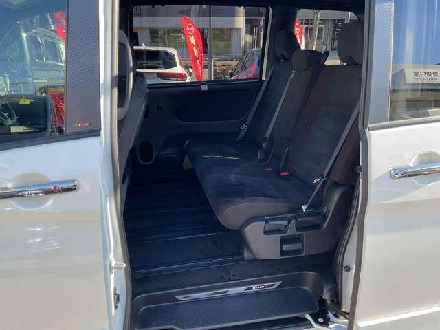 セレナ 2.0 NISMO 9型ナビ プロパイロット 全方位カメラ 全方位モニター ワンオーナー インテリキー 記録簿 追従クルーズ 両側ASD サイドエアバッグ パワーウィンドウ Bカメラ ABS ドラレコ Aストップ アルミ オートエアコン キーフリー ETC(7枚目)