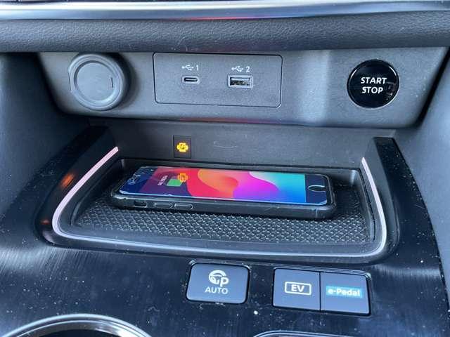 エクストレイル １．５　Ｇ　ｅ－４ＯＲＣＥ　４ＷＤ　１２．３型コネクトナビ　プロパイロット　１オーナー　禁煙　ＬＥＤヘッドランプ　ナビＴＶ　スマートキー　レーダークルーズ　ＬＫＡ　キーフリー　ＥＴＣ　４ＷＤ　アルミホイール　メモリーナビ　記録簿　ドライブレコーダー　バックカメラ　サイドカメラ（17枚目）