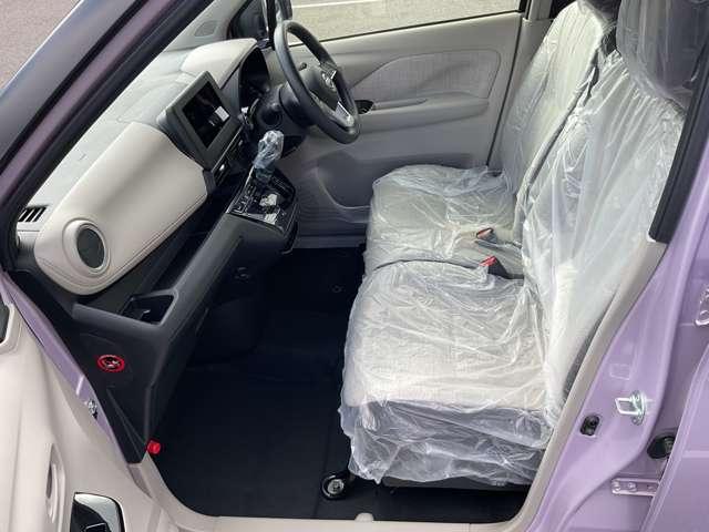 デイズ ６６０　Ｘ　※雹害未使用車　全方位カメラ　ＬＥＤ　アイドリングストップ付き　エマ－ジェンシ－ブレ－キ　オートハイビーム　インテリキ－　運転席エアバッグ　バックモニタ　サイドエアバック　車線逸脱警報　ＬＥＤライト（6枚目）