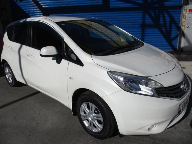 ノート Ｘ　ＤＩＧ－Ｓ　プッシュスタート　スマートキー　純正ナビ・ＴＶアイドリングストップ（4枚目）