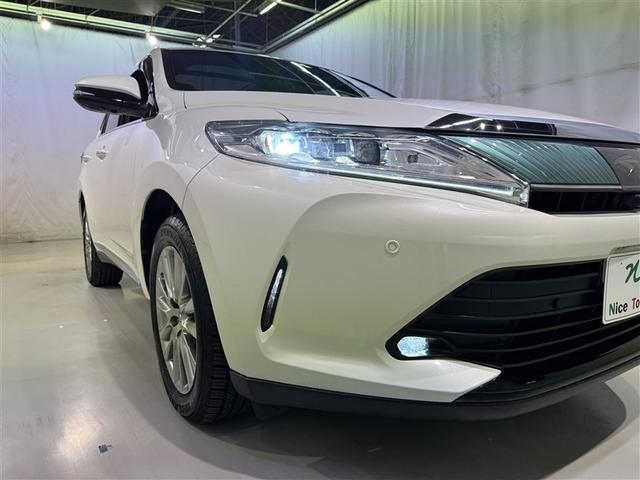 ＬＥＤヘッドライトです。デザイン性がよくとても明るいので、夜間の走行や悪天候でも安心です。しかも長寿命！