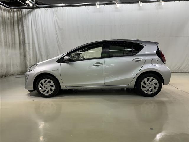 アクア G メモリーナビ フルセグ バックカメラ ETC CD ミュージックプレイヤー接続可 オートクルーズコントロール LEDヘッドランプ スマートキー キーレス ハイブリッド(4枚目)